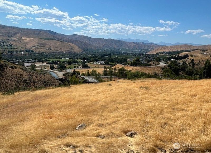 5th image of 1395 Mountain Vista