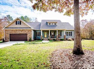 300 Spring View Ln, Pittsboro, NC 27312