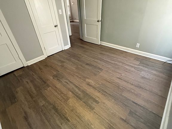 5th image of 3202 Wagner St