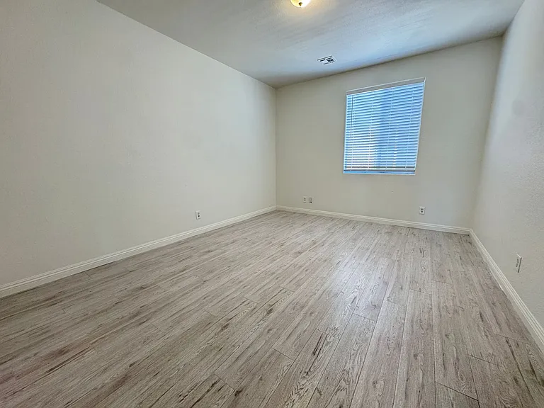 3055 Costa Miole Dr — Photo 33