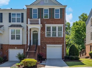 221 Balaban Cir, Woodstock, GA 30188