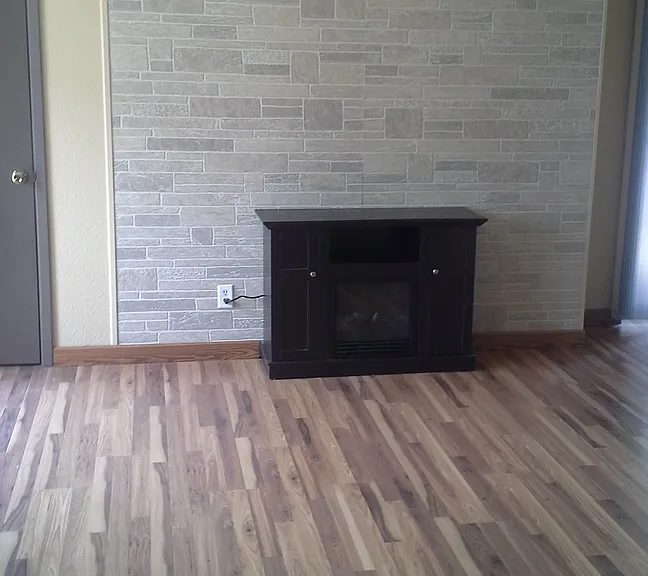 3017-3037 Viking Dr — Photo 5