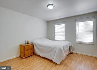 8931 Park Forest Dr — Photo 30
