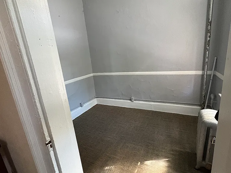 128 Washington St #2F — Photo 2