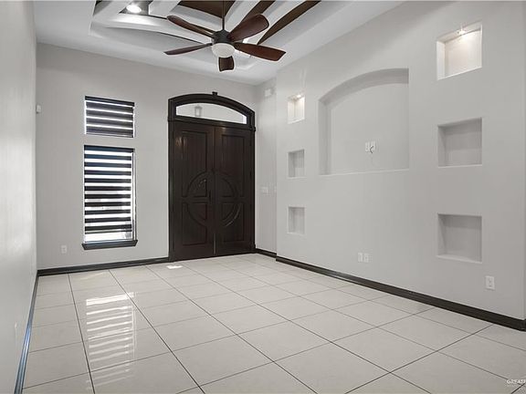 4th image of 4102 Pedernal St