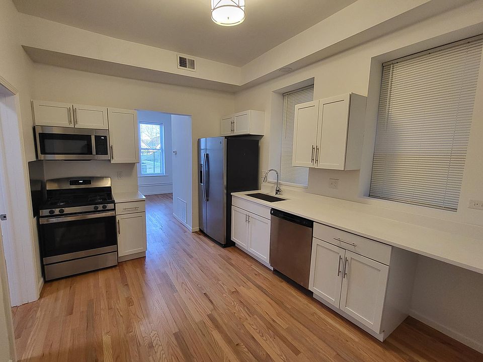 1st image of 2523 S Whipple St #2R