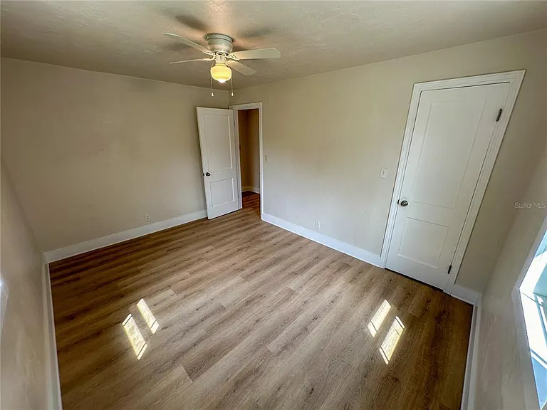 1650 Prescott St S — Photo 5
