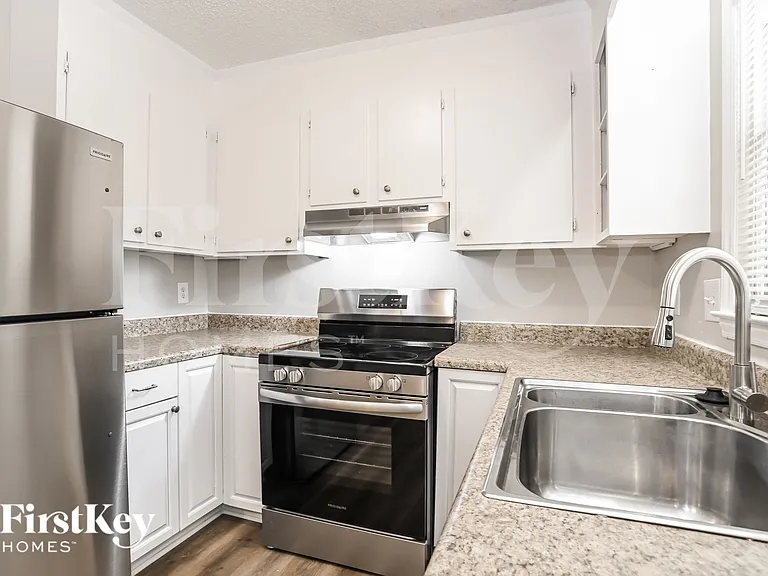 5721 Trotters Ridge Rd — Photo 6