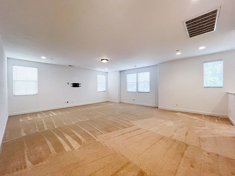 8428 Amber Valley Ln — Photo 24