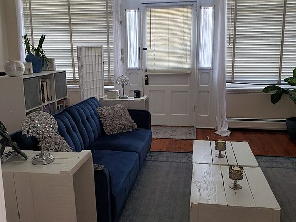 3rd image of 5923 Gospel St APT 1
