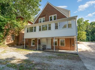 1224 W Market St APT B, Greensboro, NC 27403
