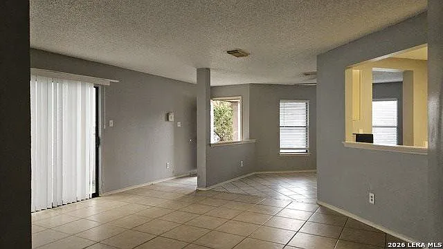 Building Photo - 9943 Sunset Pl