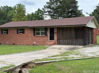 1002 W 3rd St, Rector, AR 72461