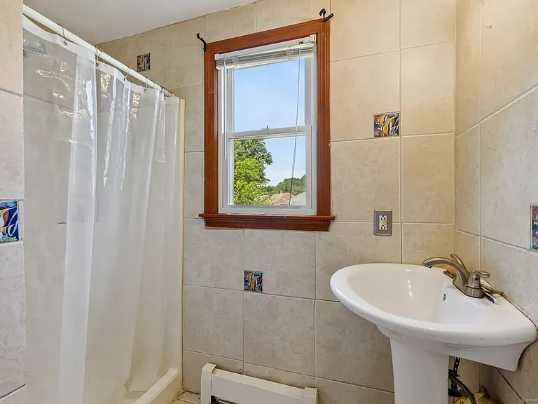 2 Sandra Dr — Photo 21
