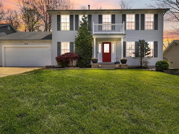 2016 Grants Valley Ln, Imperial, MO 63052