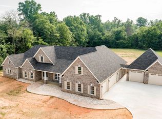 1521 New London Rd, Forest, VA 24551