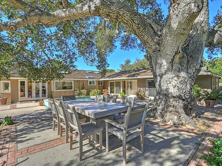 1694 San Leandro Ln — Photo 33