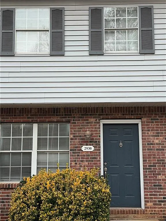 3 bed, 3.0 bath, 1700 sqft, $1,800 — Photo 1