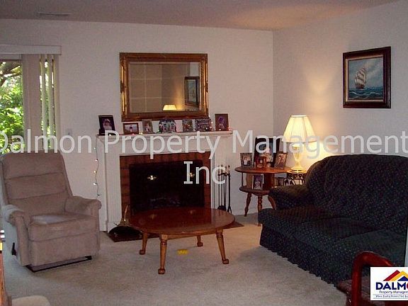 2nd image of 16 Deerfield Ln