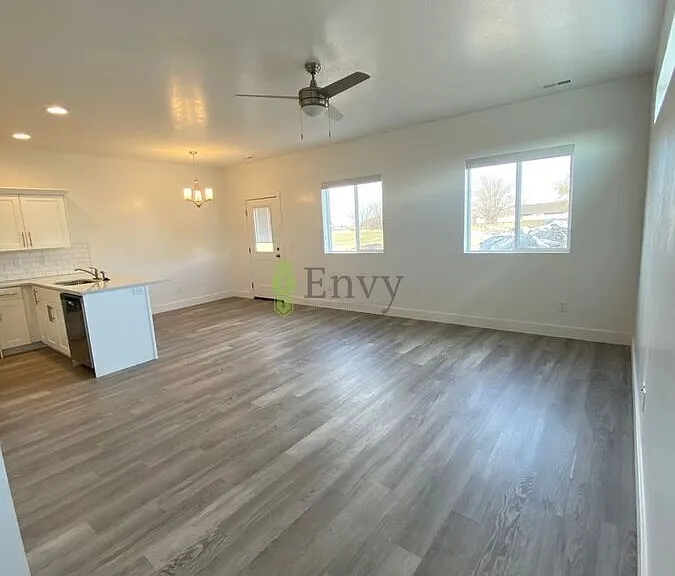 2631 S 2300 W #147 — Photo 10