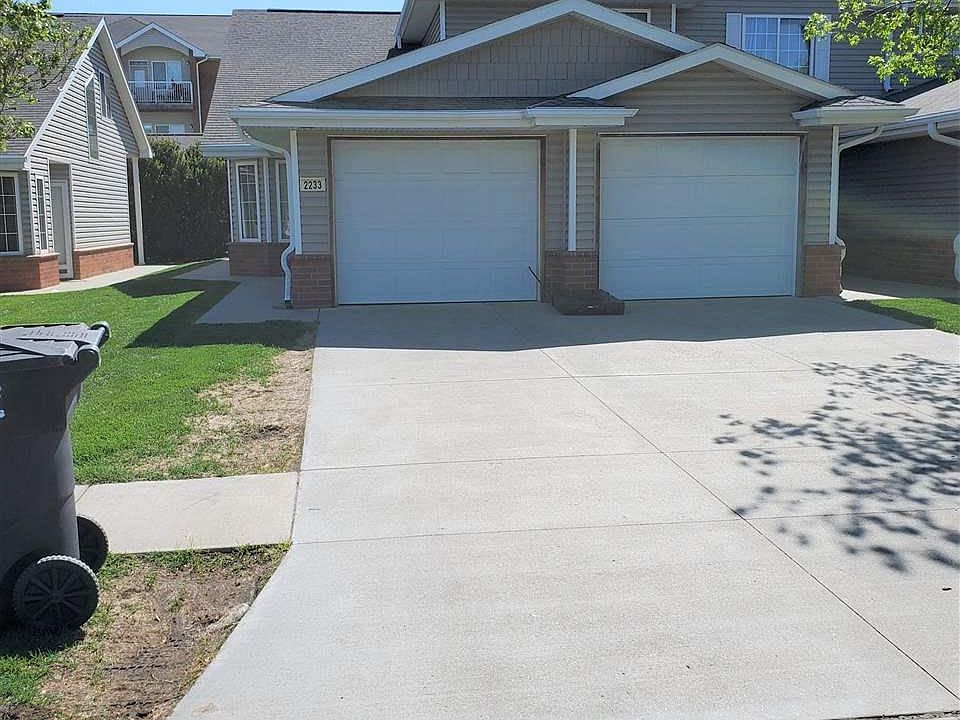 1st image of 2233 Surfside Dr
