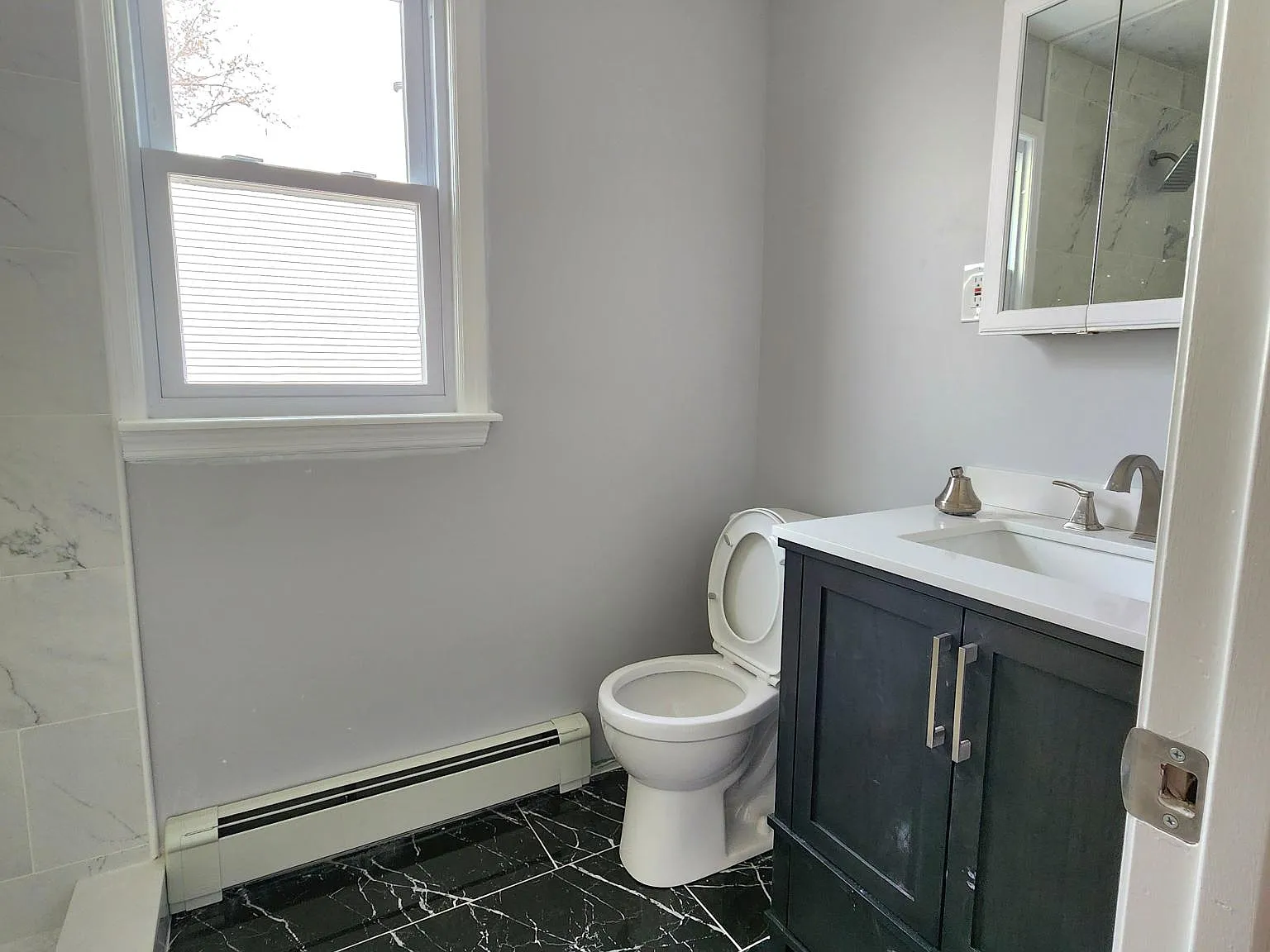 147 McAdoo Ave — Photo 3