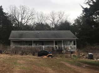 625 Seabee Way, Cedarville, AR 72932