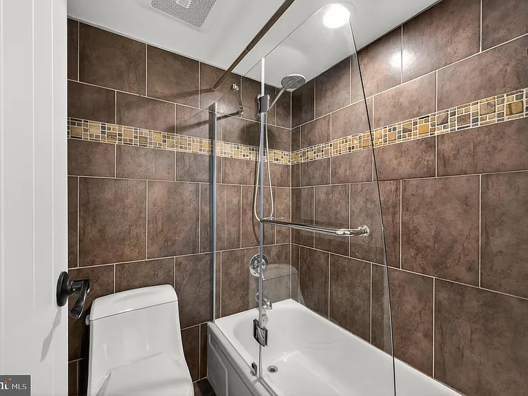 5300 Columbia Pike #701 — Photo 52