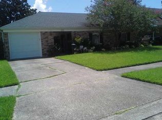 709 Fairlawn Dr, Terrytown, LA 70056