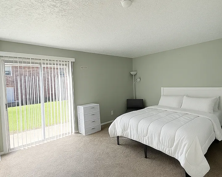 Kingstown Apartments — Photo 7
