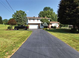 311 North Dr, Jeannette, PA 15644
