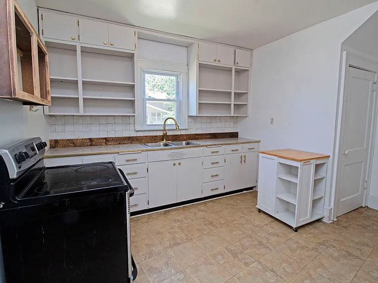 433 5th Ave NE #2 — Photo 2