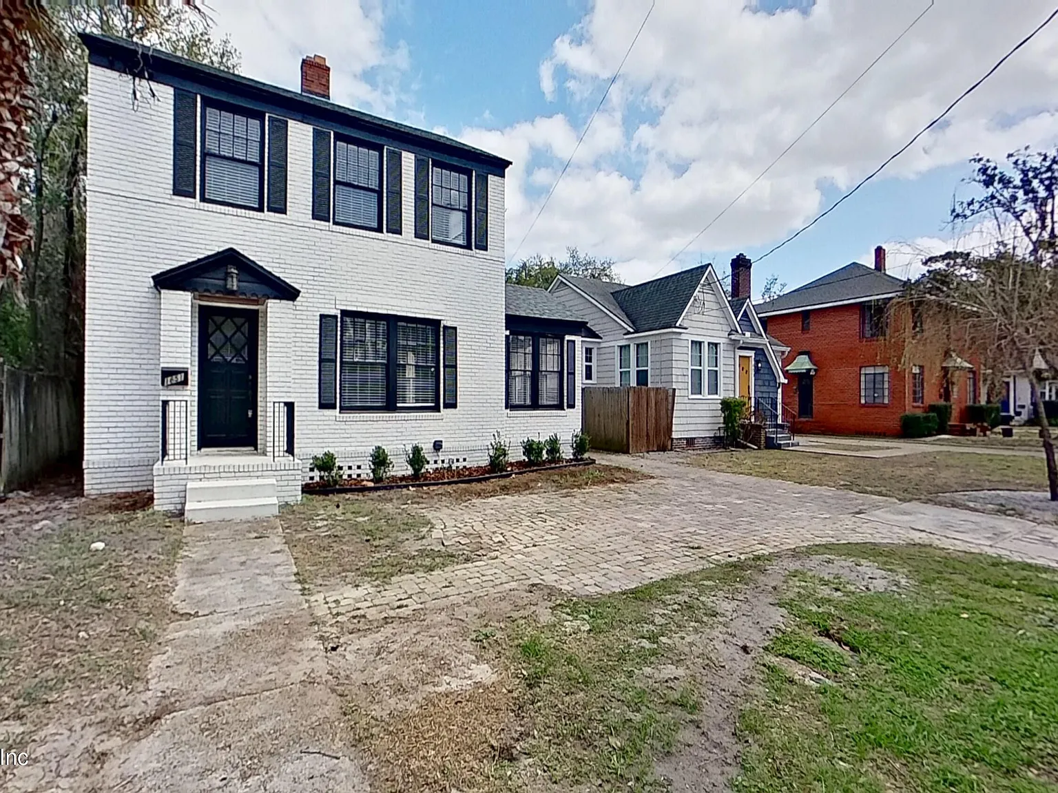 3 bed, 2.5 bath, 2301 sqft, $1,890 — Photo 3