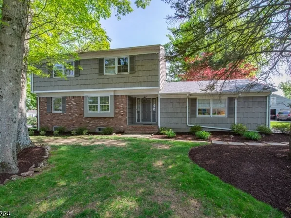 45 Beechtree Rd, West Caldwell Twp., NJ 07006