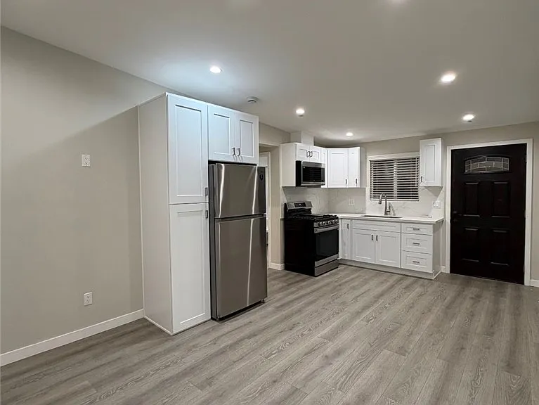 7735 Rhea Ave — Photo 7