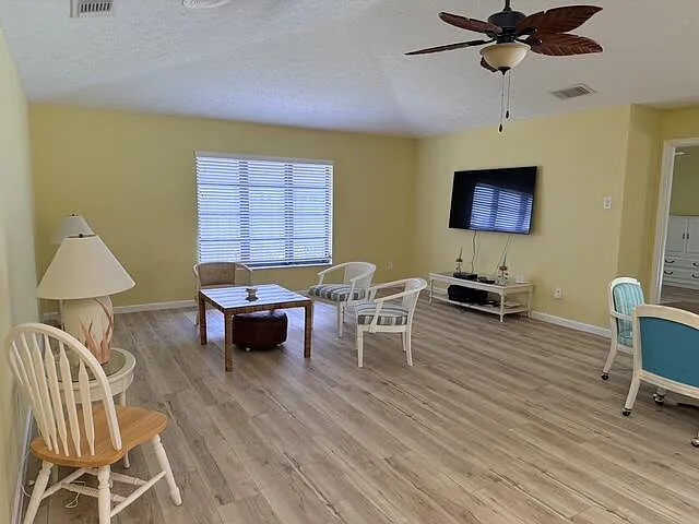 5306 SE Orange St — Photo 5