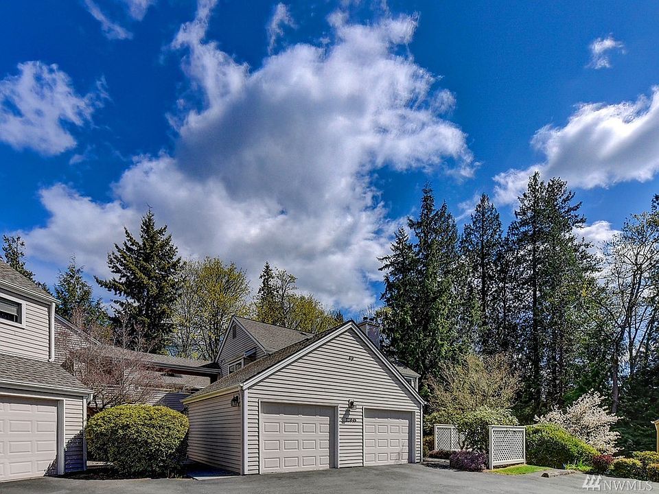 1st image of 22045 SE 40th Ct