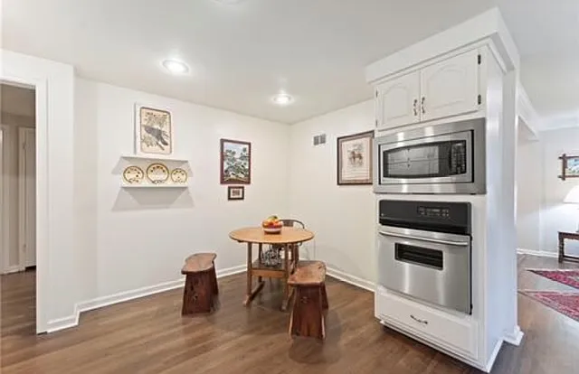 4208 W 74th Ter — Photo 11