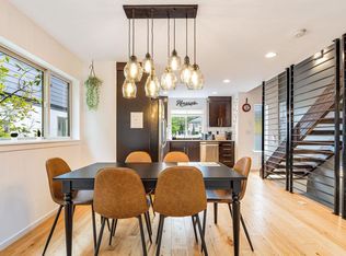 724 25th Ave S APT C, Seattle, WA 98144