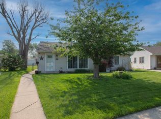 829 E Woodside Dr, Griffith, IN