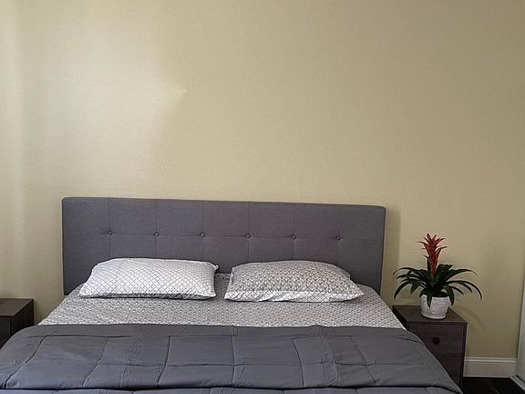 3rd image of 54 Floyd St #54