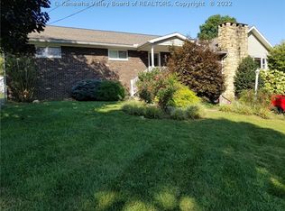 6253 Fairview Dr, Huntington, WV 25705