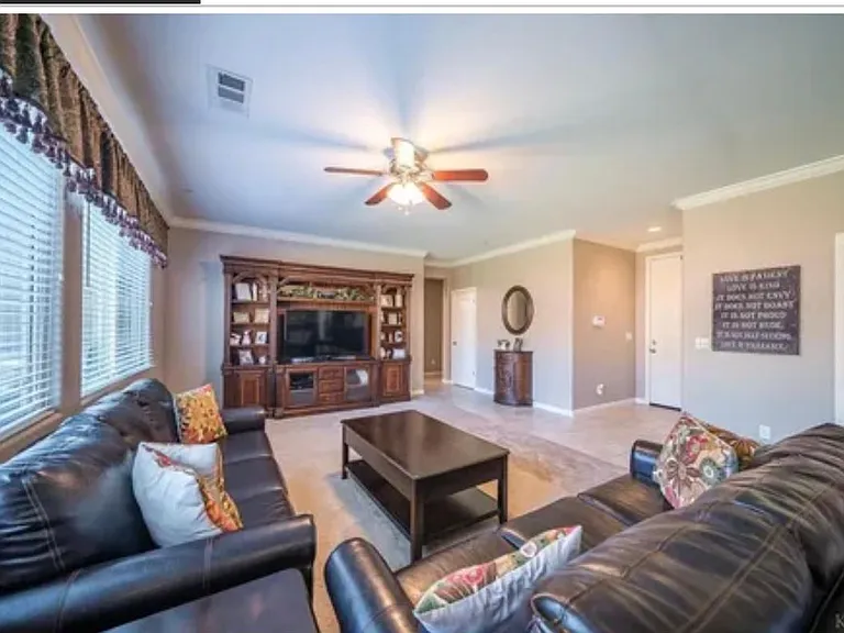 1164 W Muir Way — Photo 5