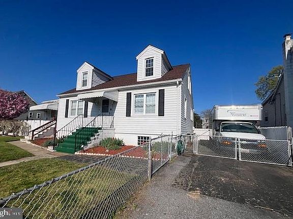 2nd image of 3206 Lynch Rd