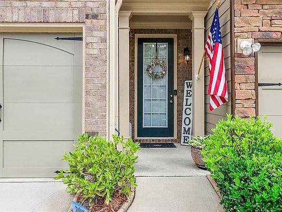4th image of 2344 Attewood Dr