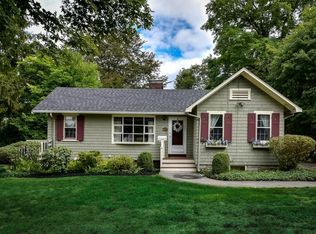 73 Hayden Rowe St, Hopkinton, MA 01748