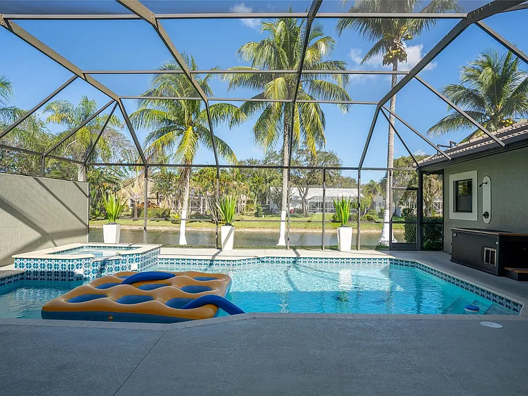 4903 NW 101st Ave — Photo 30
