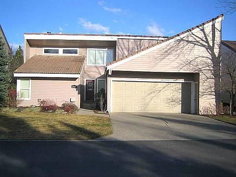 4th image of 2027 S Parkwood Cir