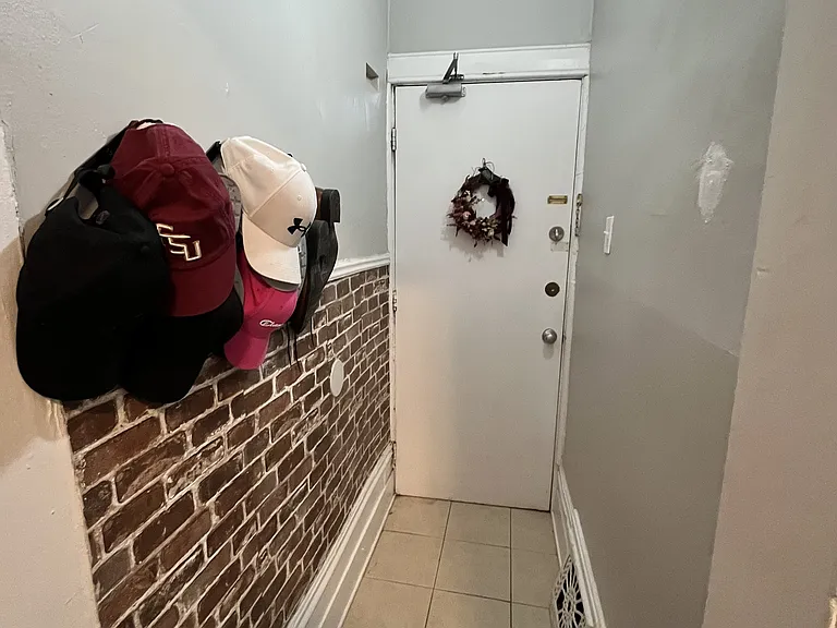 337 James St #1 — Photo 18