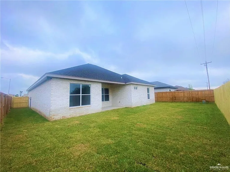 2710 E Bella Vista Ave — Photo 14